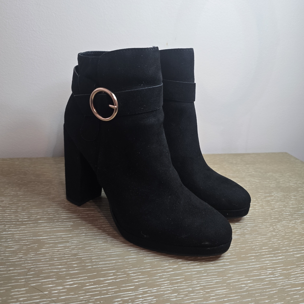 LC Lauren Conrad Black Ankle Boots with Gold Buckle